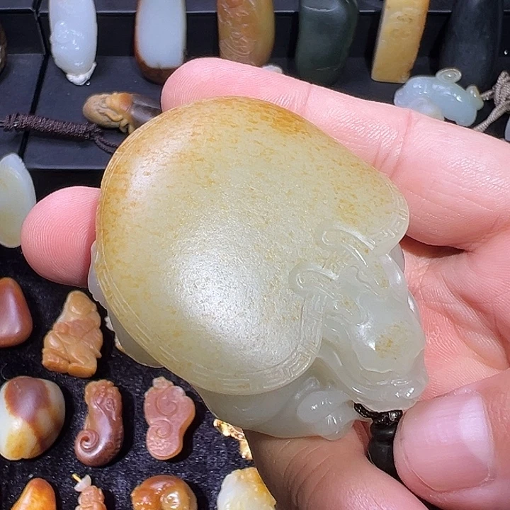 和田玉未镶嵌吊坠(不含链)