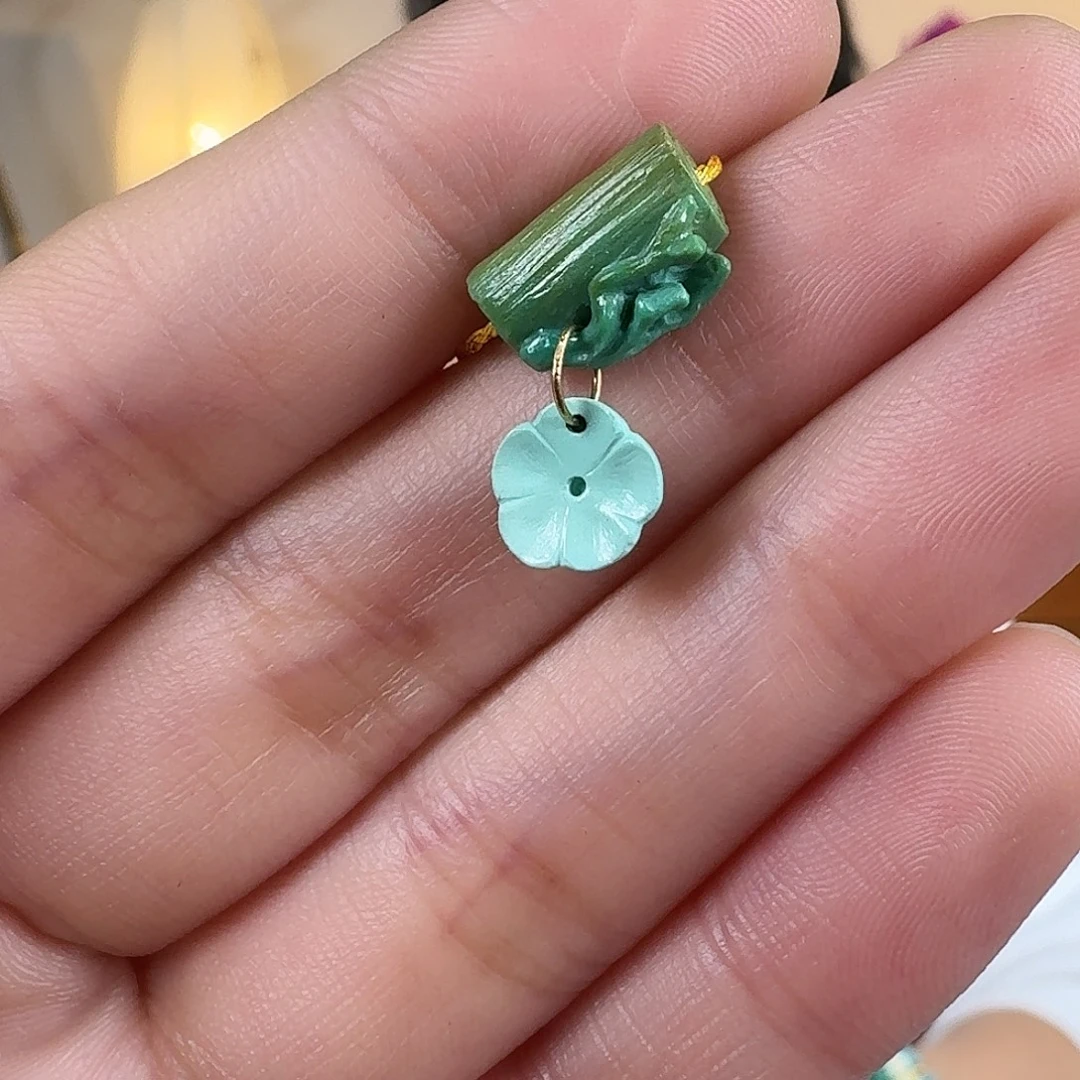 绿松石未镶嵌挂件