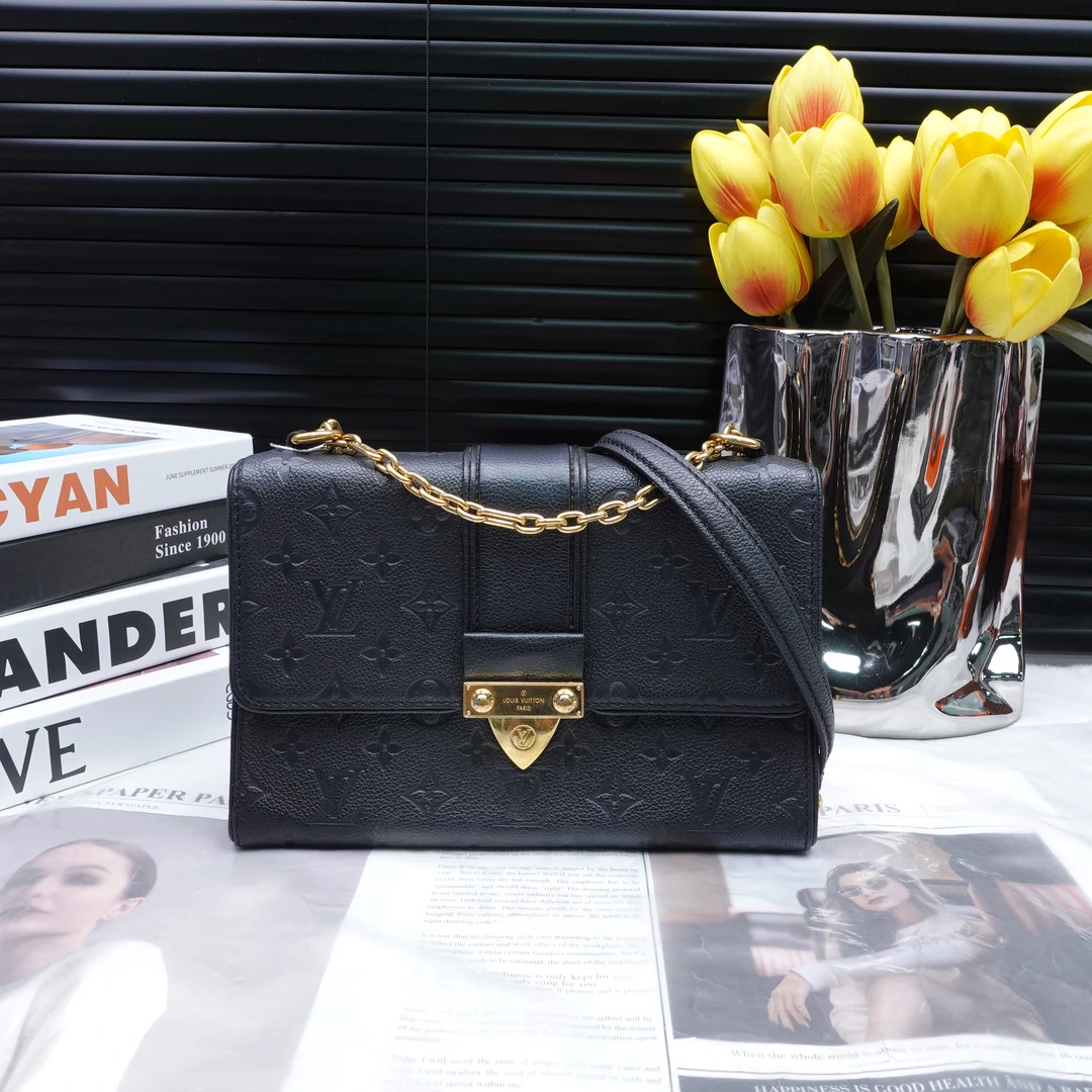 95新 LouisVuitton/路易威登 单肩包/T20285979