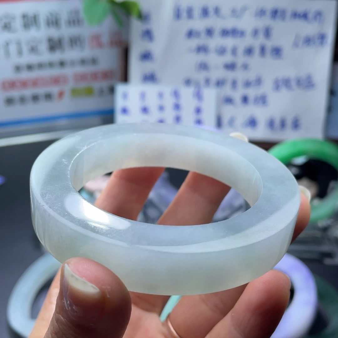 平***放定制翡翠未镶嵌翡翠