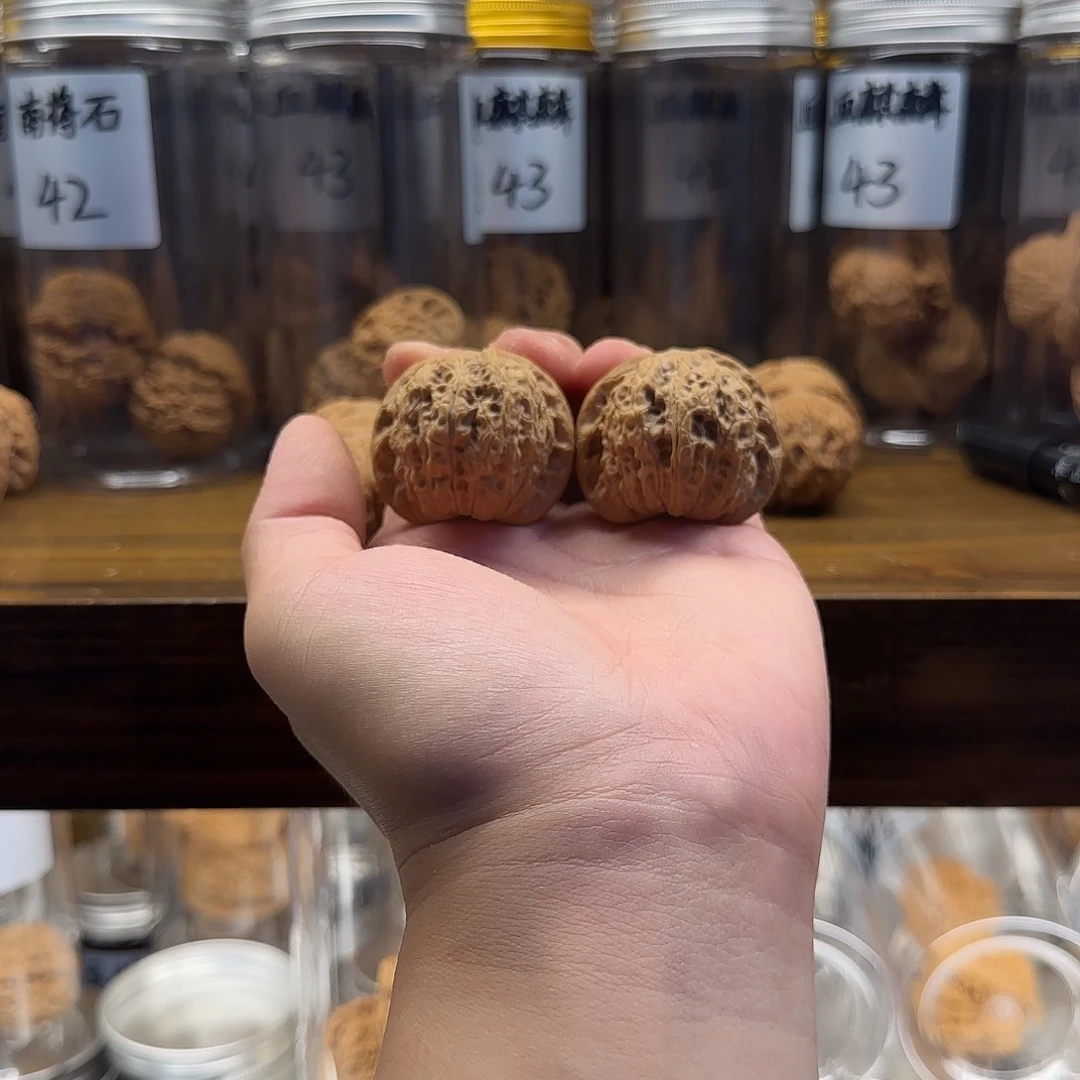 执***、血麒麟40尺寸全品无修