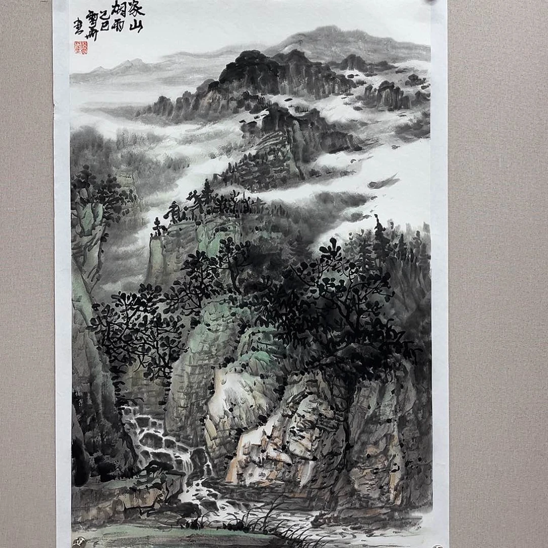 国画艺术家真人手绘