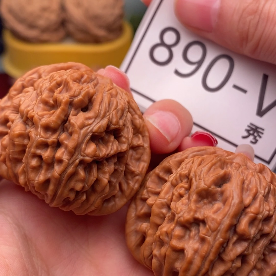 把件桃核汗高楼42……