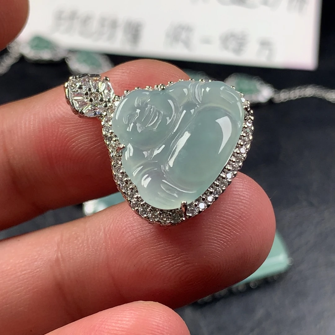 颈饰未镶嵌翡翠佛公