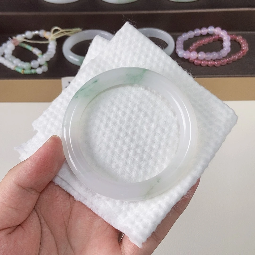 石英质玉手镯合金