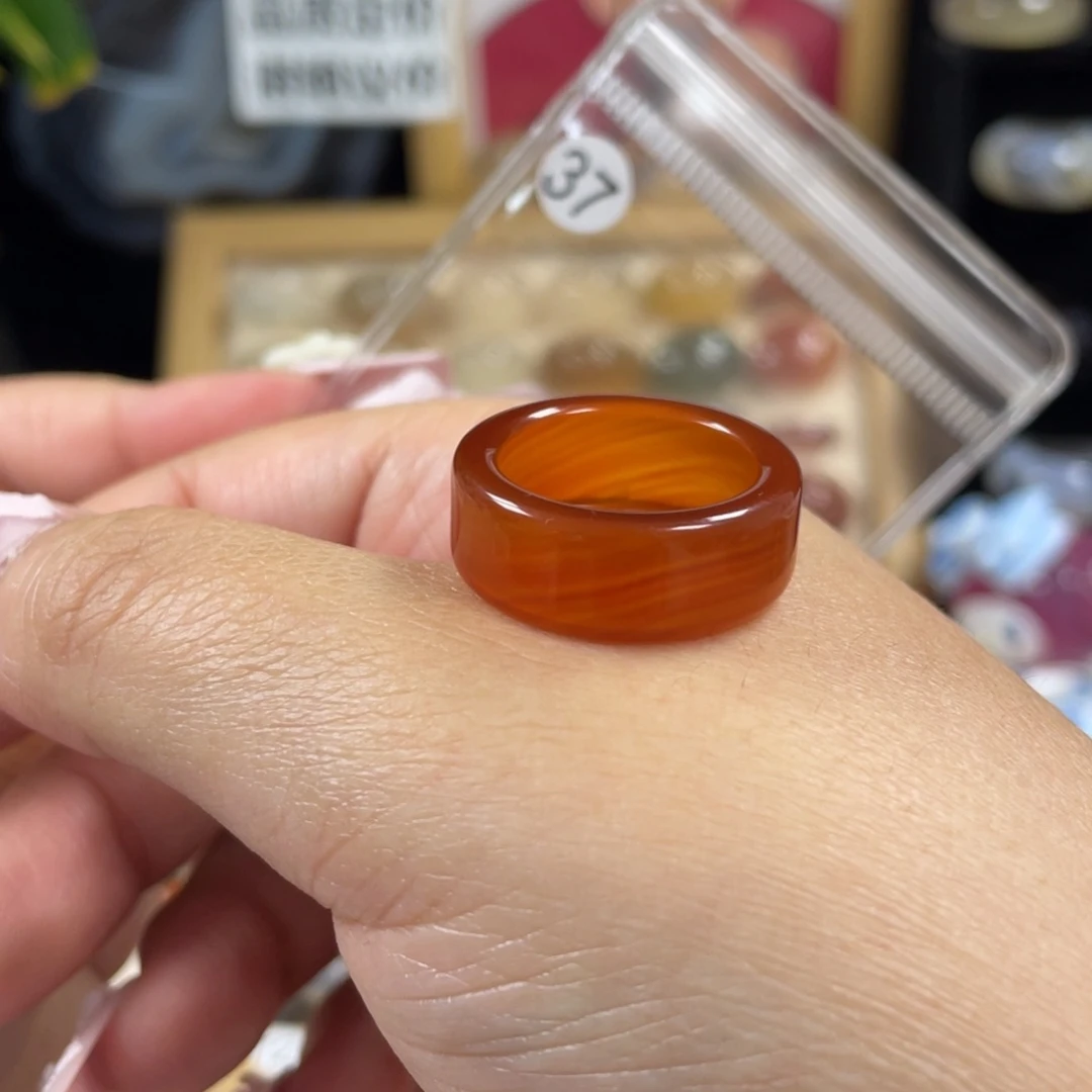 玛瑙/玉髓未镶嵌戒指37号港18直径18.1（非质量问题.不退不换）