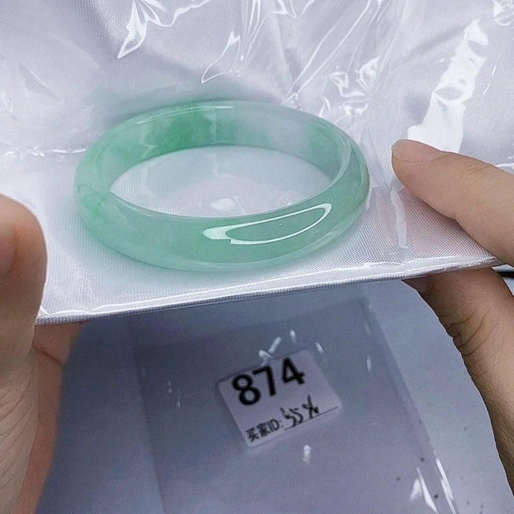 翡翠未镶嵌手镯一图一物实物为准