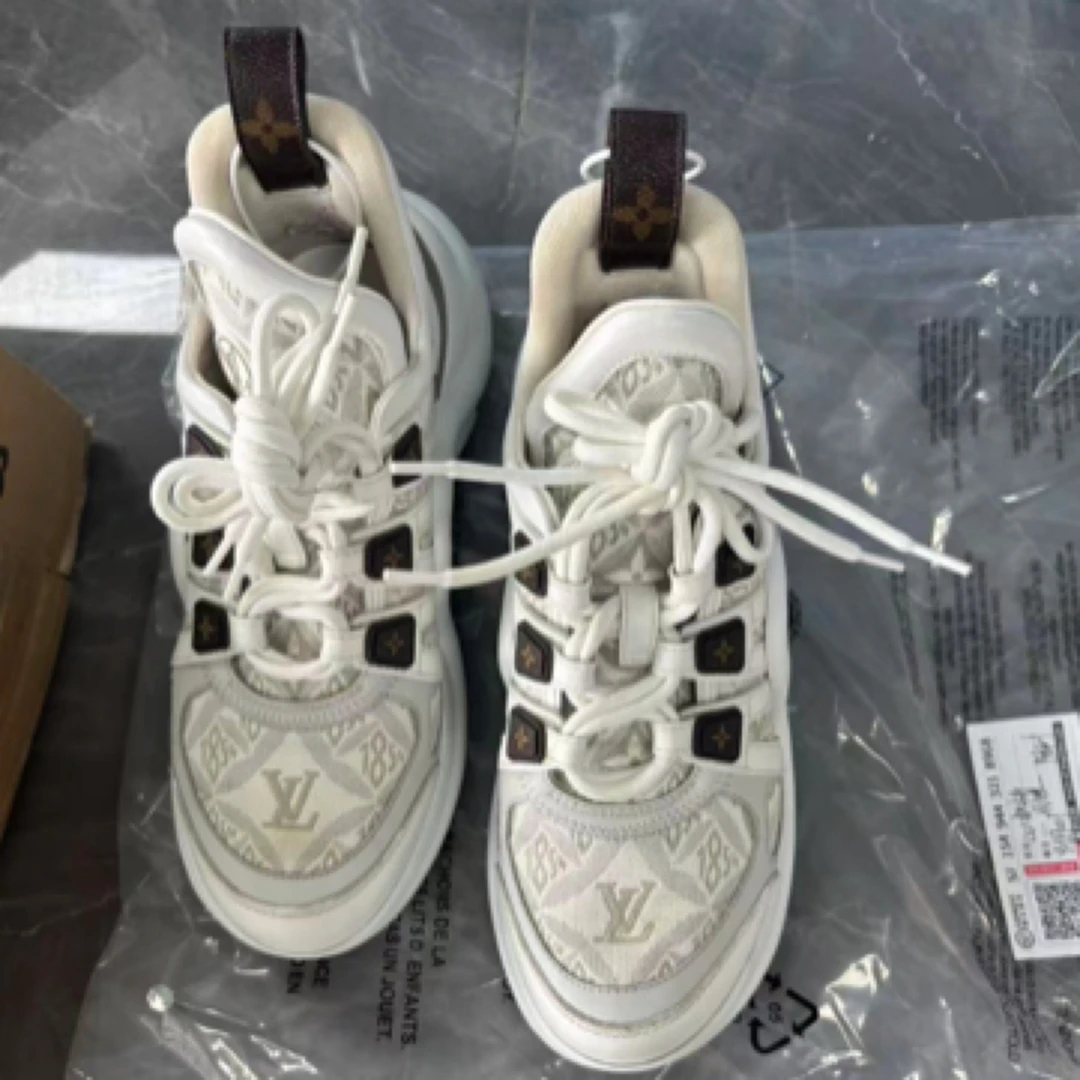 95新 LouisVuitton/路易威登 98新36码1854满印拱桥老爹鞋