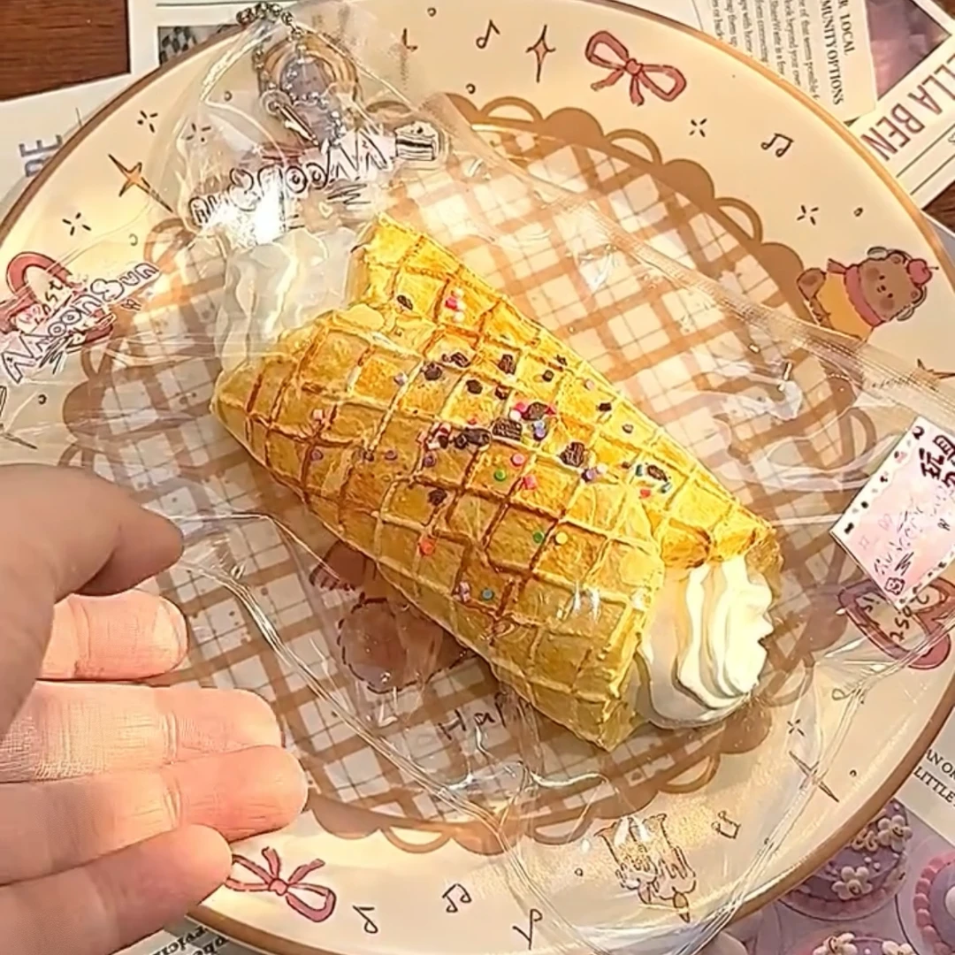 【奶油脆脆卷-食品级硅胶】奶油脆脆卷捏捏超软奶油泥解压硅胶捏捏