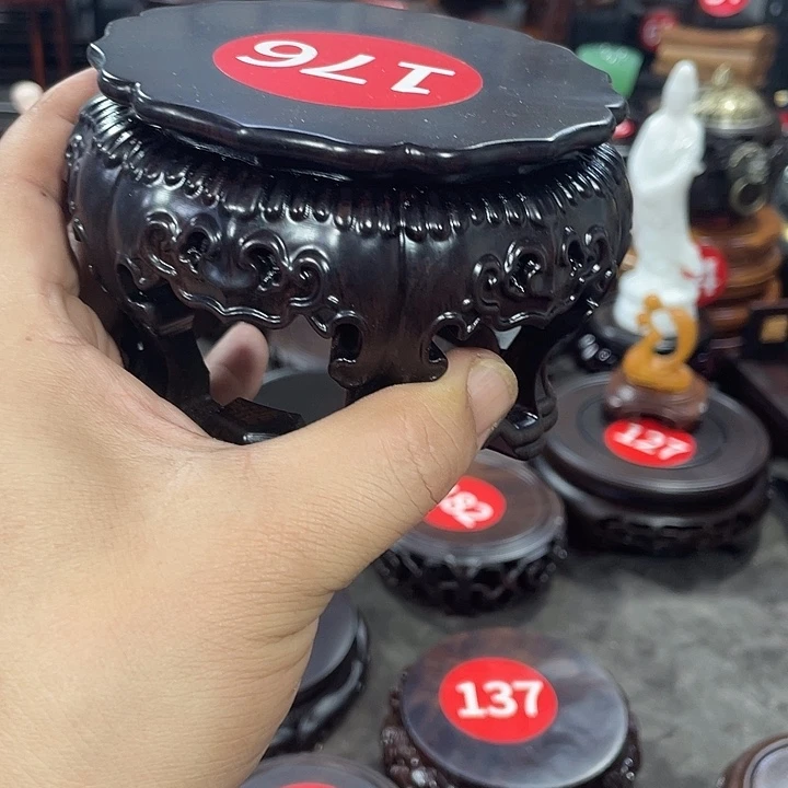 琉璃手工艺品红木底座工艺品