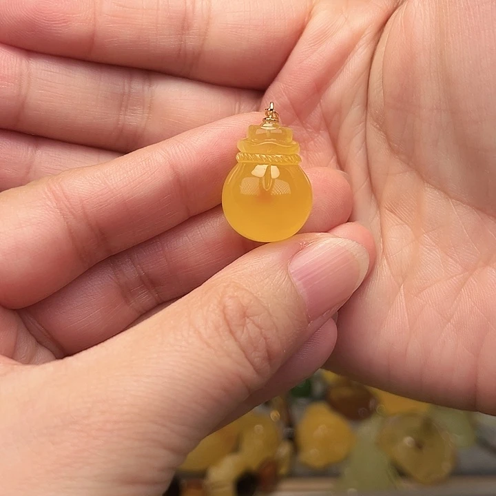 蜜蜡颈饰未镶嵌蜜蜡