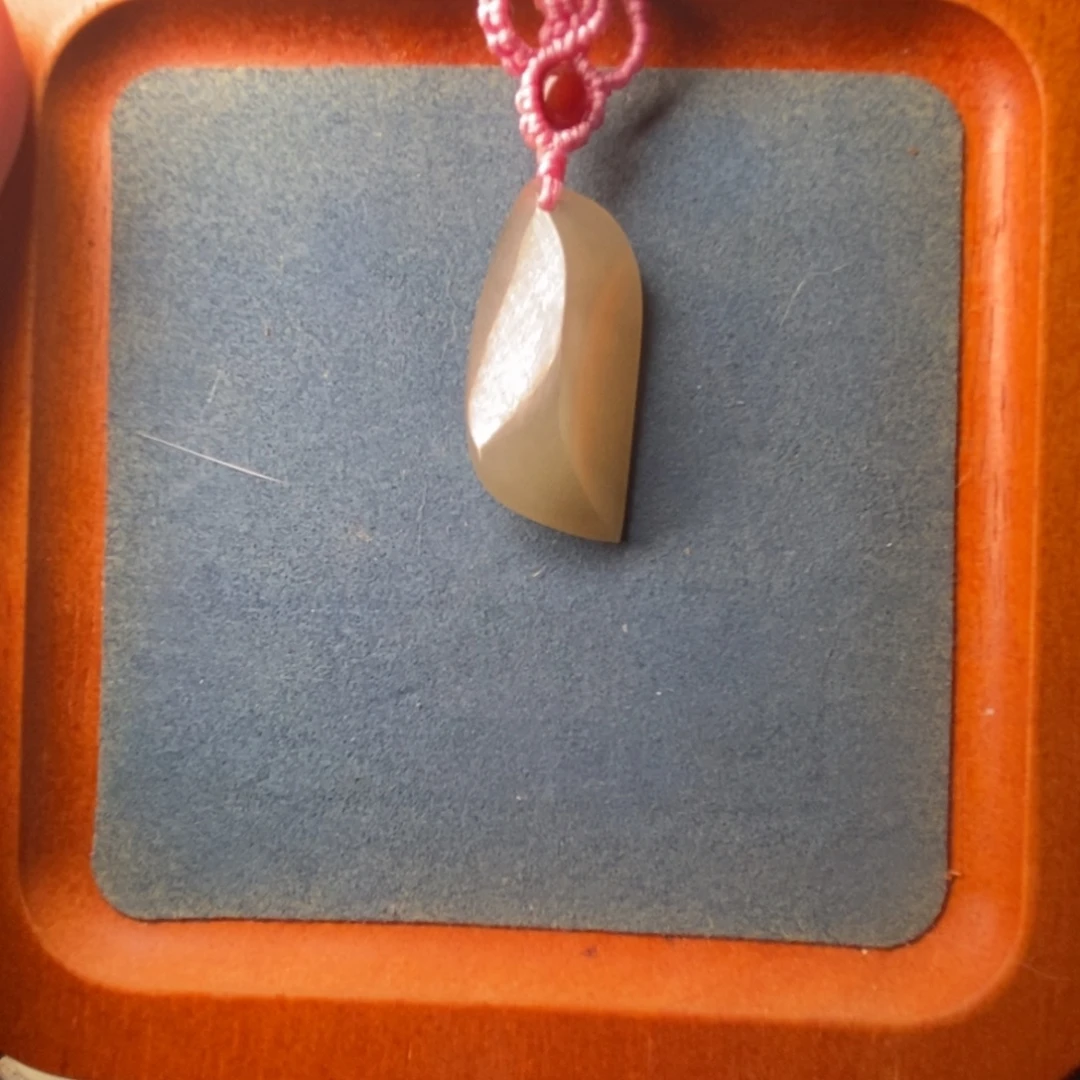 未镶嵌和田玉车挂