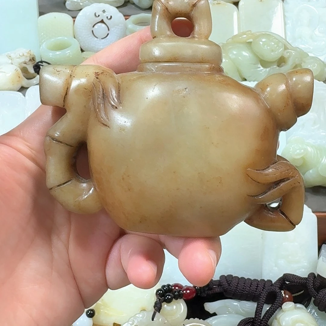 未镶嵌和田玉摆件朱*其