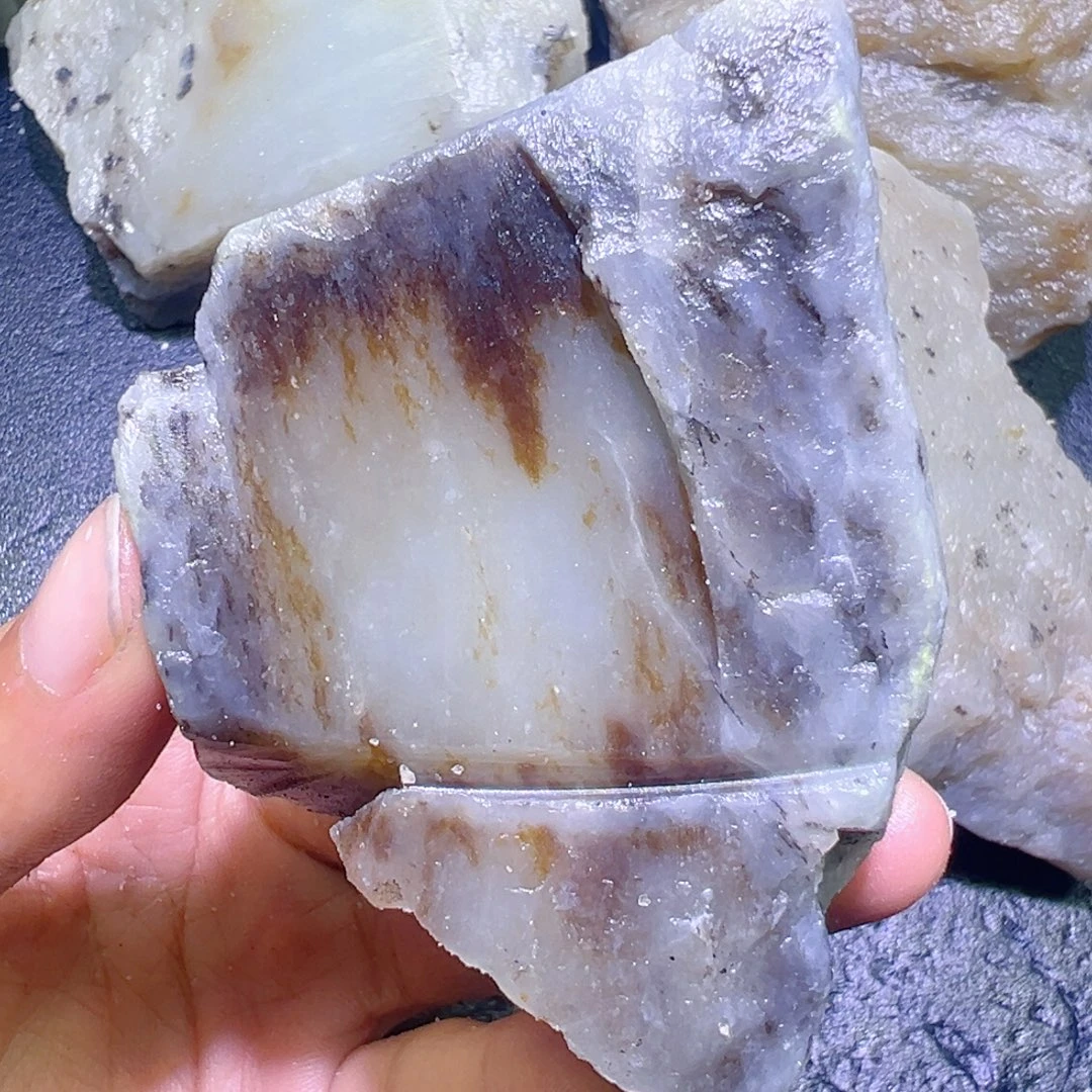 和田玉未镶嵌珠宝半成品