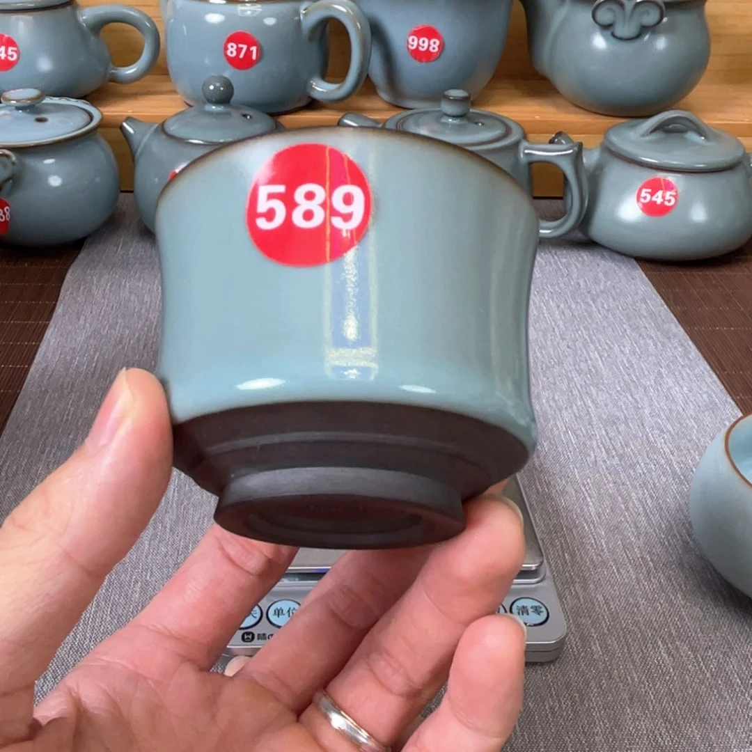 瓷片小微瑕。。。。。。。。。。