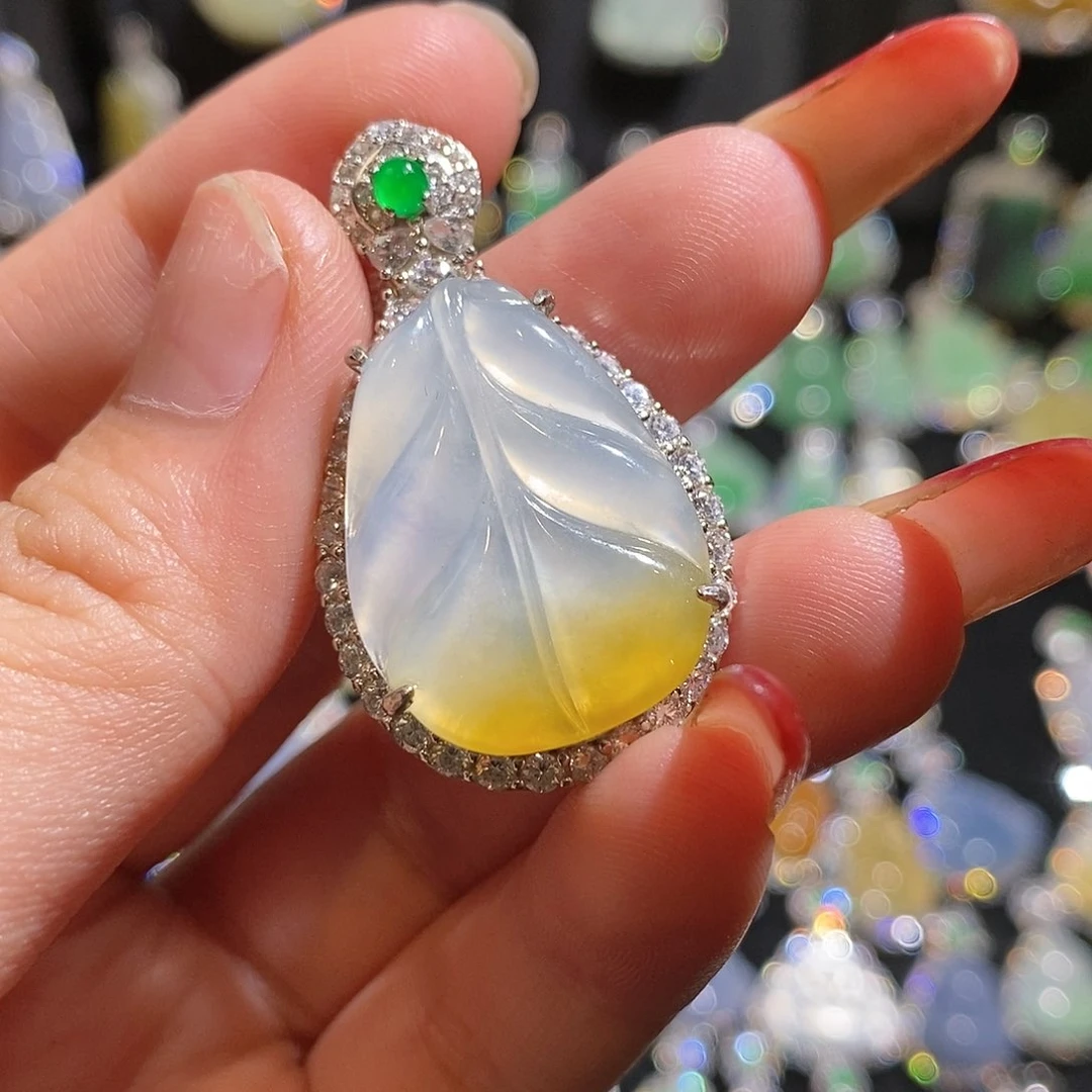 颈饰银S925镶嵌翡翠天然翡翠