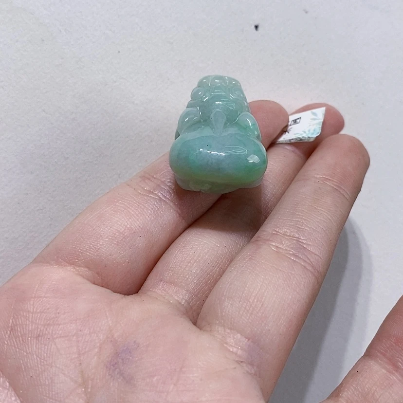 【闪购商品】翡翠未镶嵌颈饰