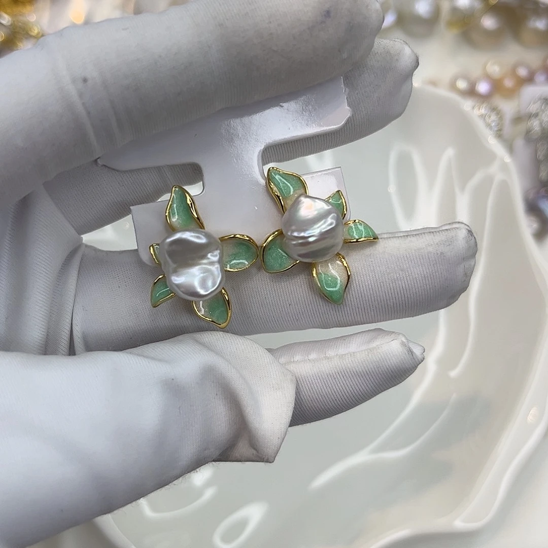 淡水珍珠耳饰合金