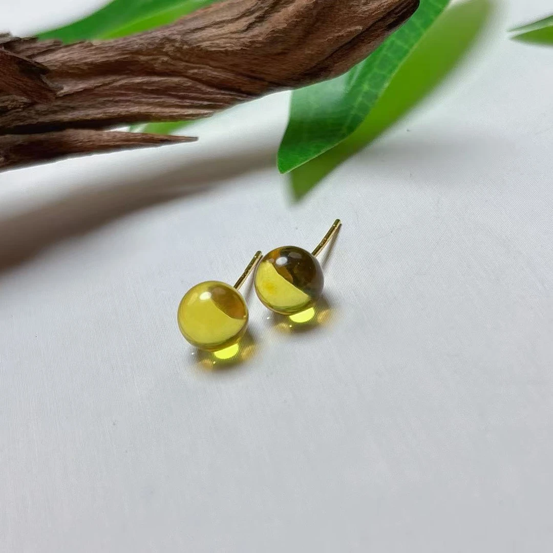 《铁头老猪》AXYJ-054净水蜜蜡圆珠耳钉S925银针约7mm多样性发其一