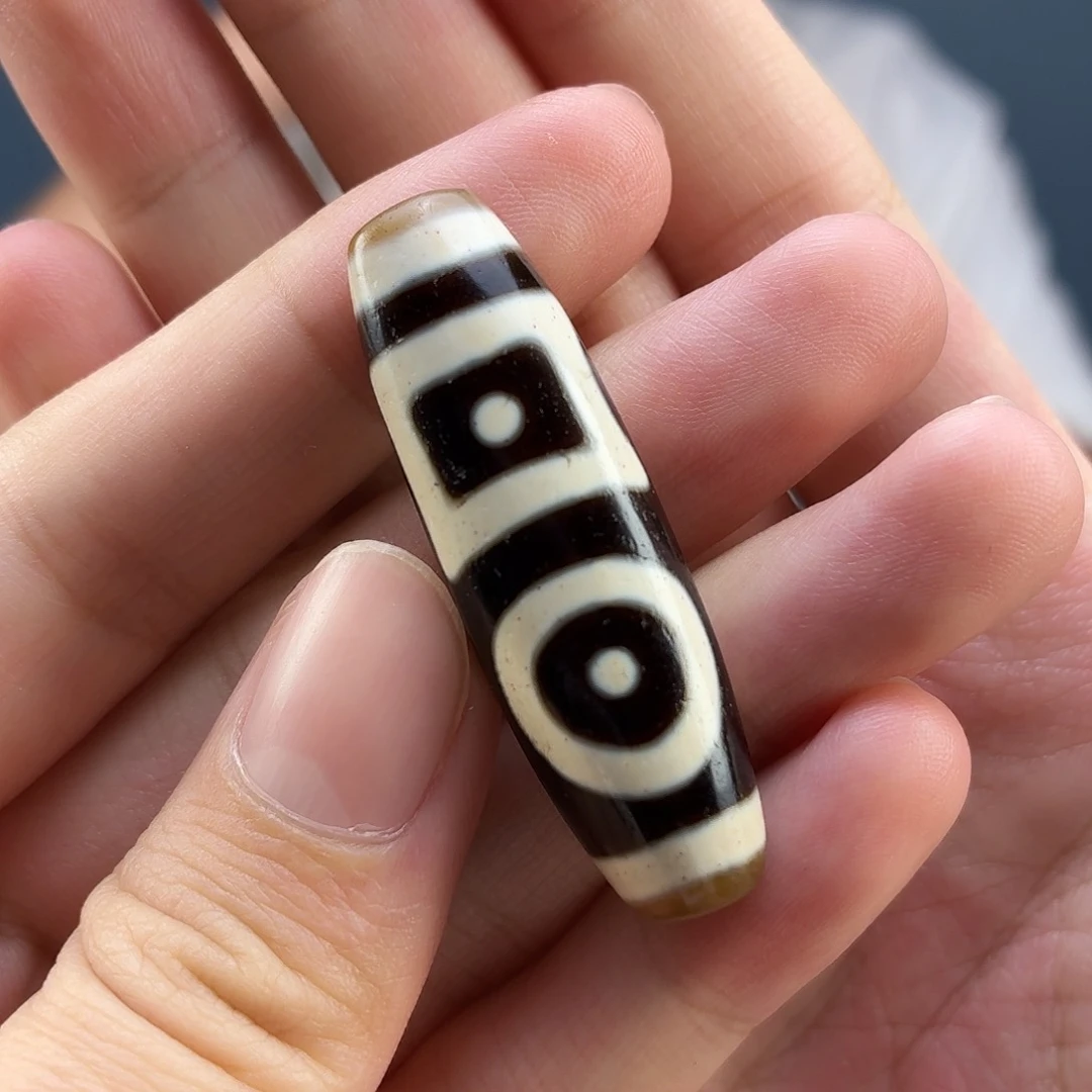 玛瑙/玉髓颈饰未镶嵌赞****?