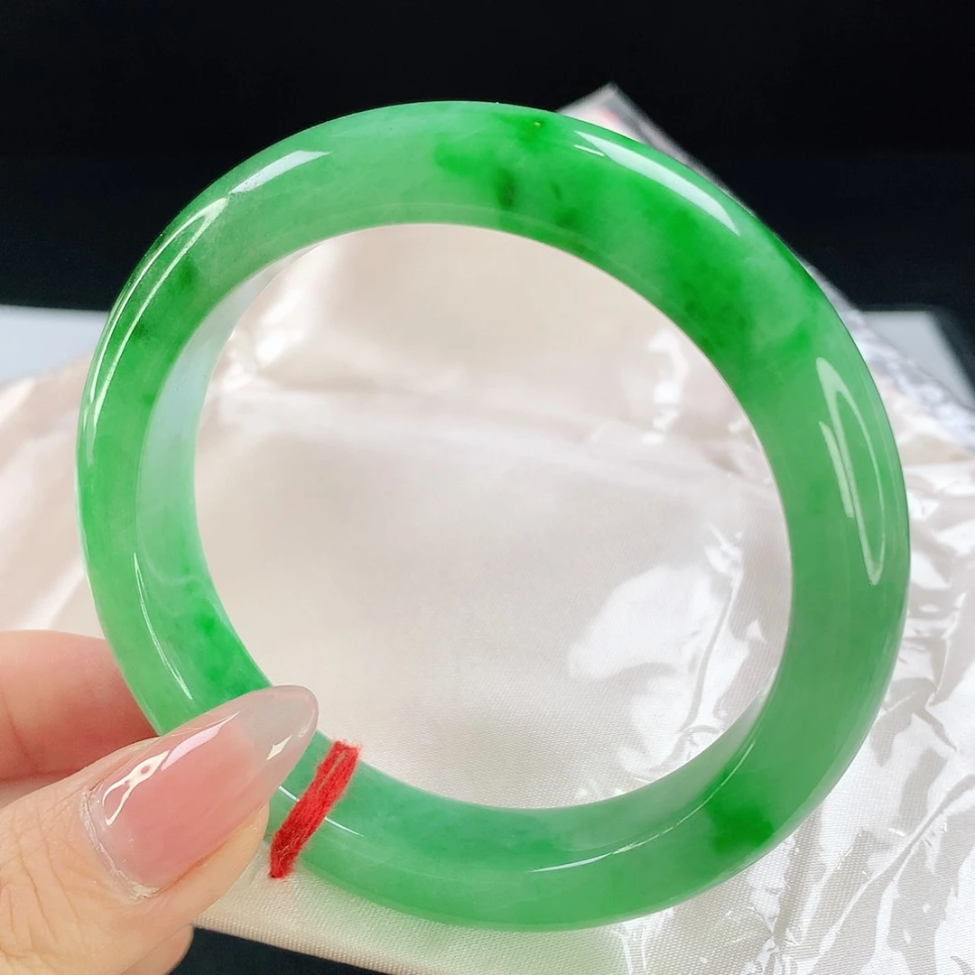 未镶嵌手镯翡翠824