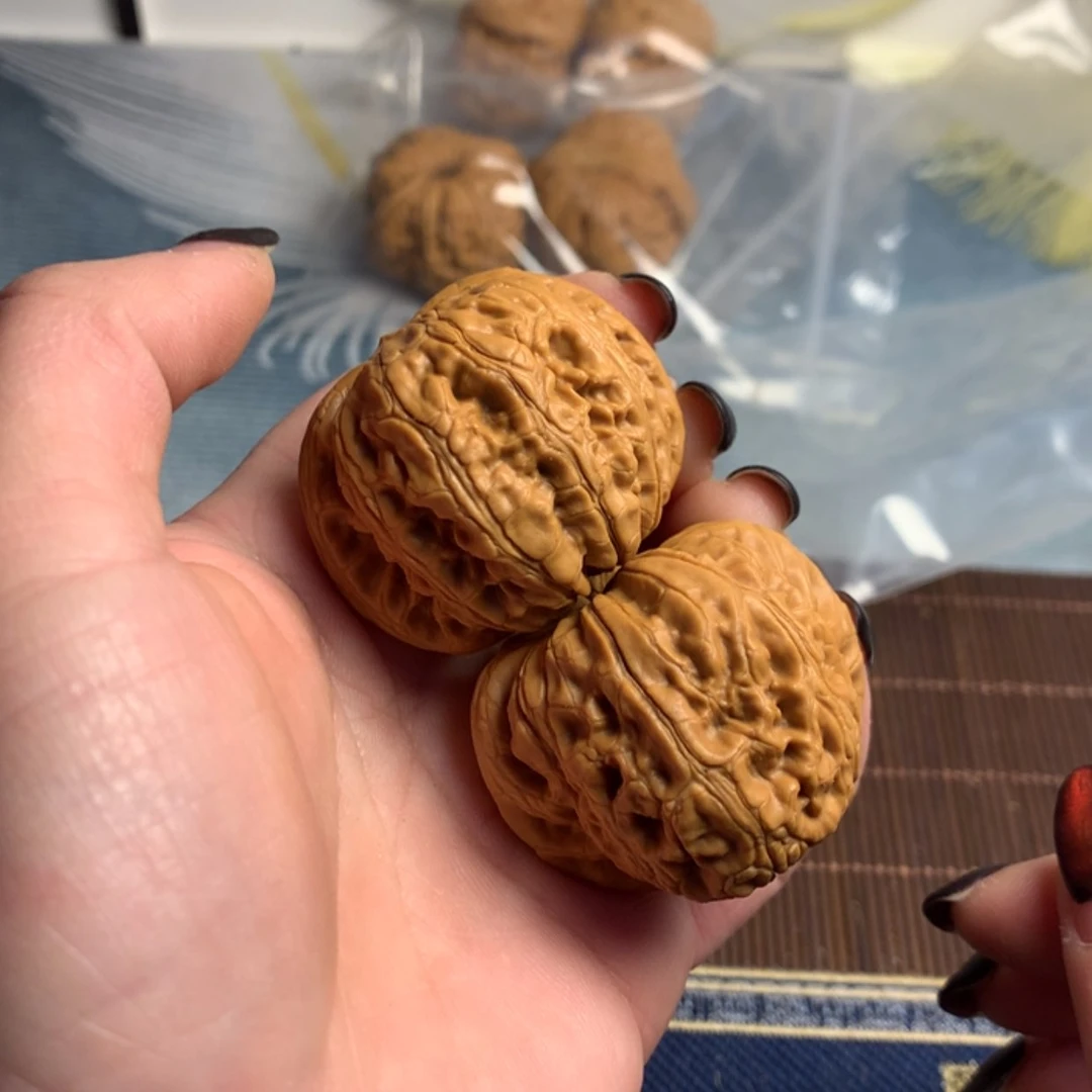 【闪购商品】文玩核桃吊坠令*冲元宝