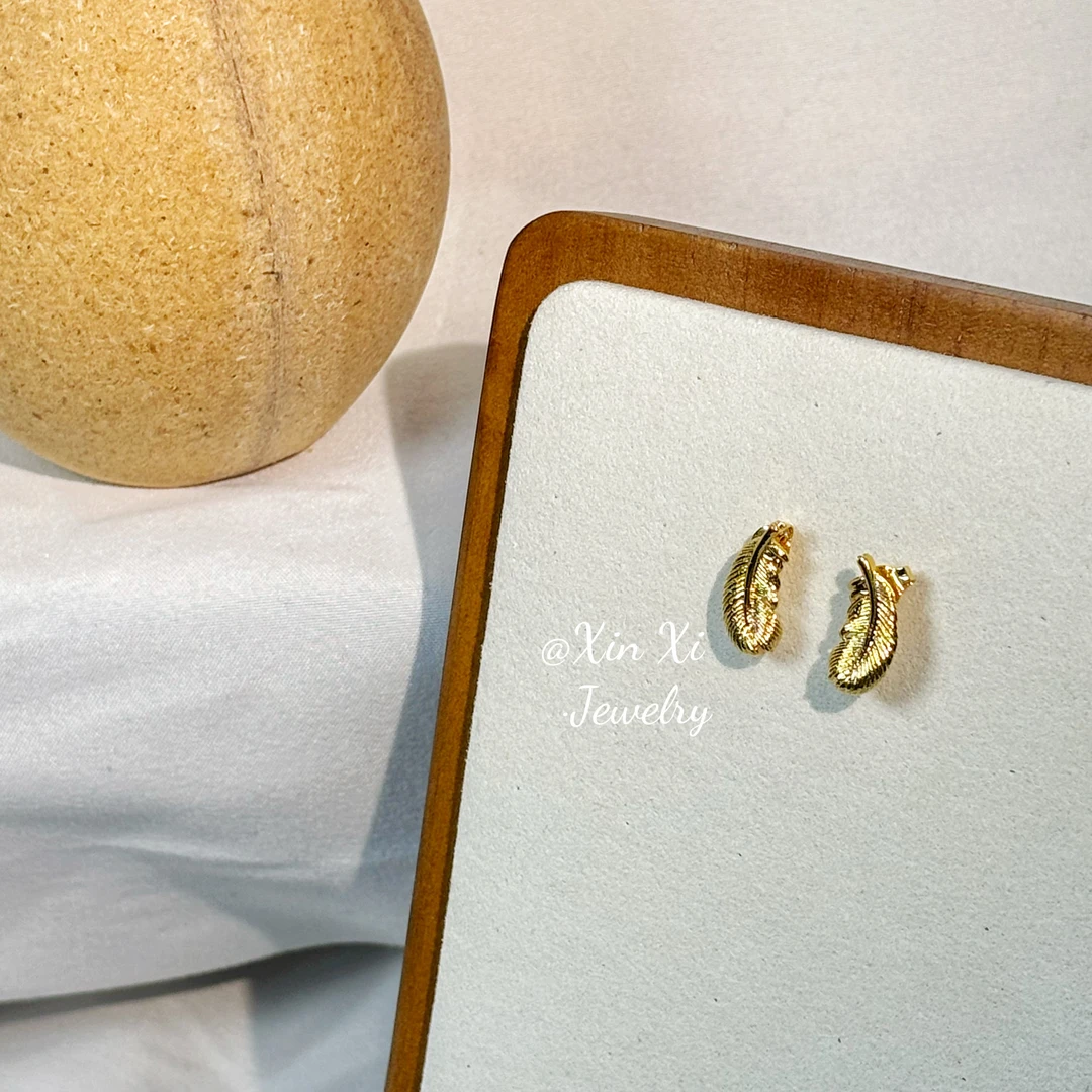 铜合金耳饰 心禧丘比特羽毛耳钉饰品爱情密语羽毛耳钉黄金色耳钉