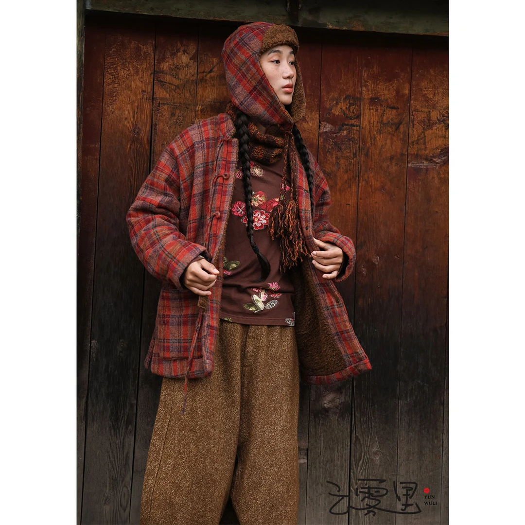 云雾里 原创设计复古文艺松弛感保暖舒适大气纯羊毛短棉衣 3044