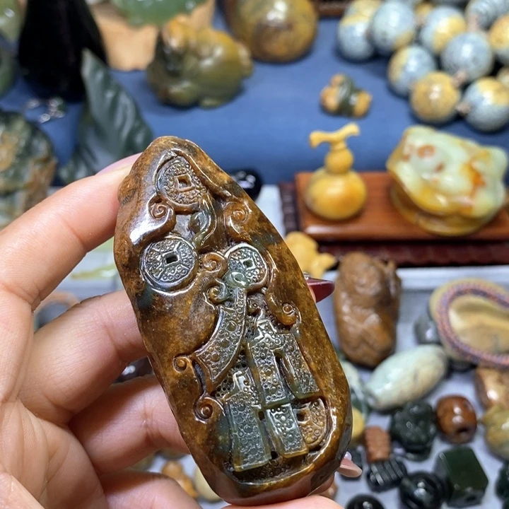 岫岩河磨玉（透闪石质玉）未镶嵌把件