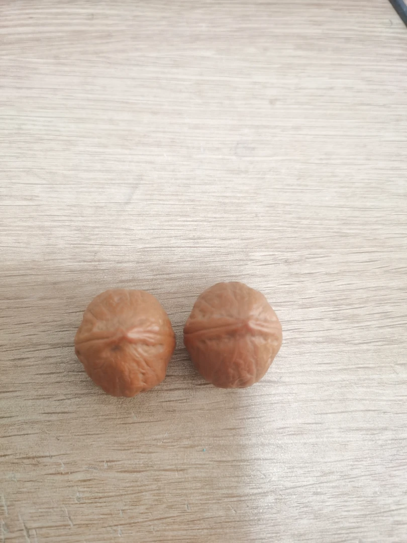 ★精品橘红皮野生楸子龙珠小手捻核桃