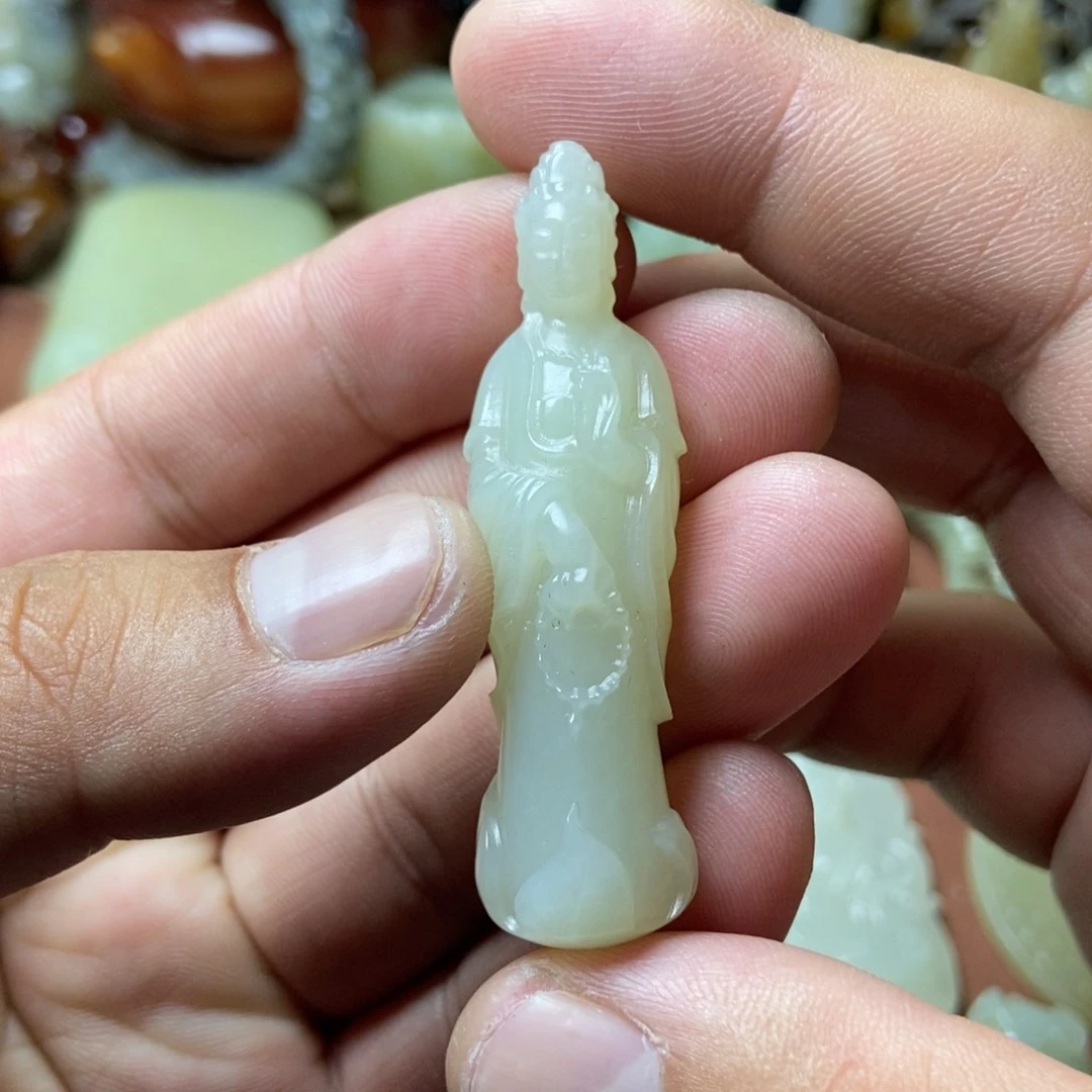 和田玉未镶嵌挂件