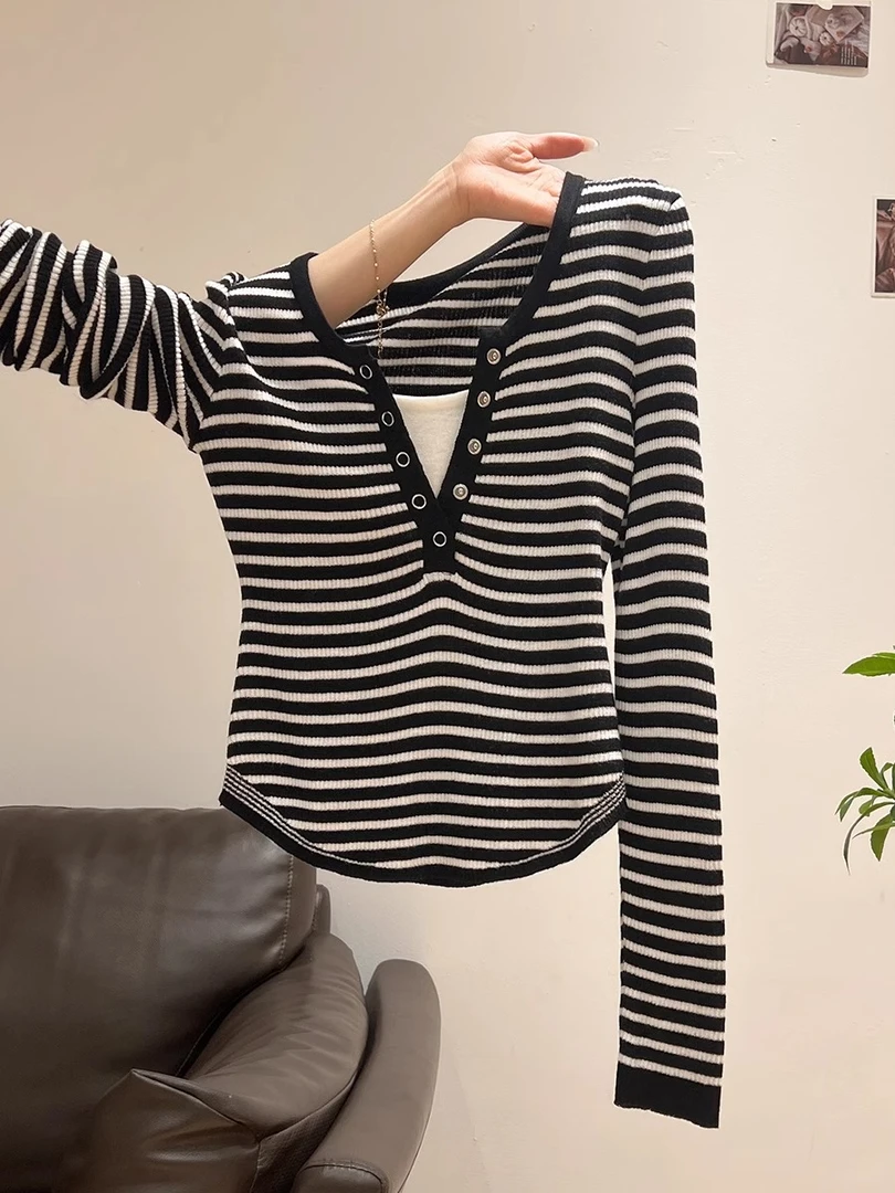 韩系条纹假两件设计长袖针织衫女春季新款半开领内搭修身打底上衣