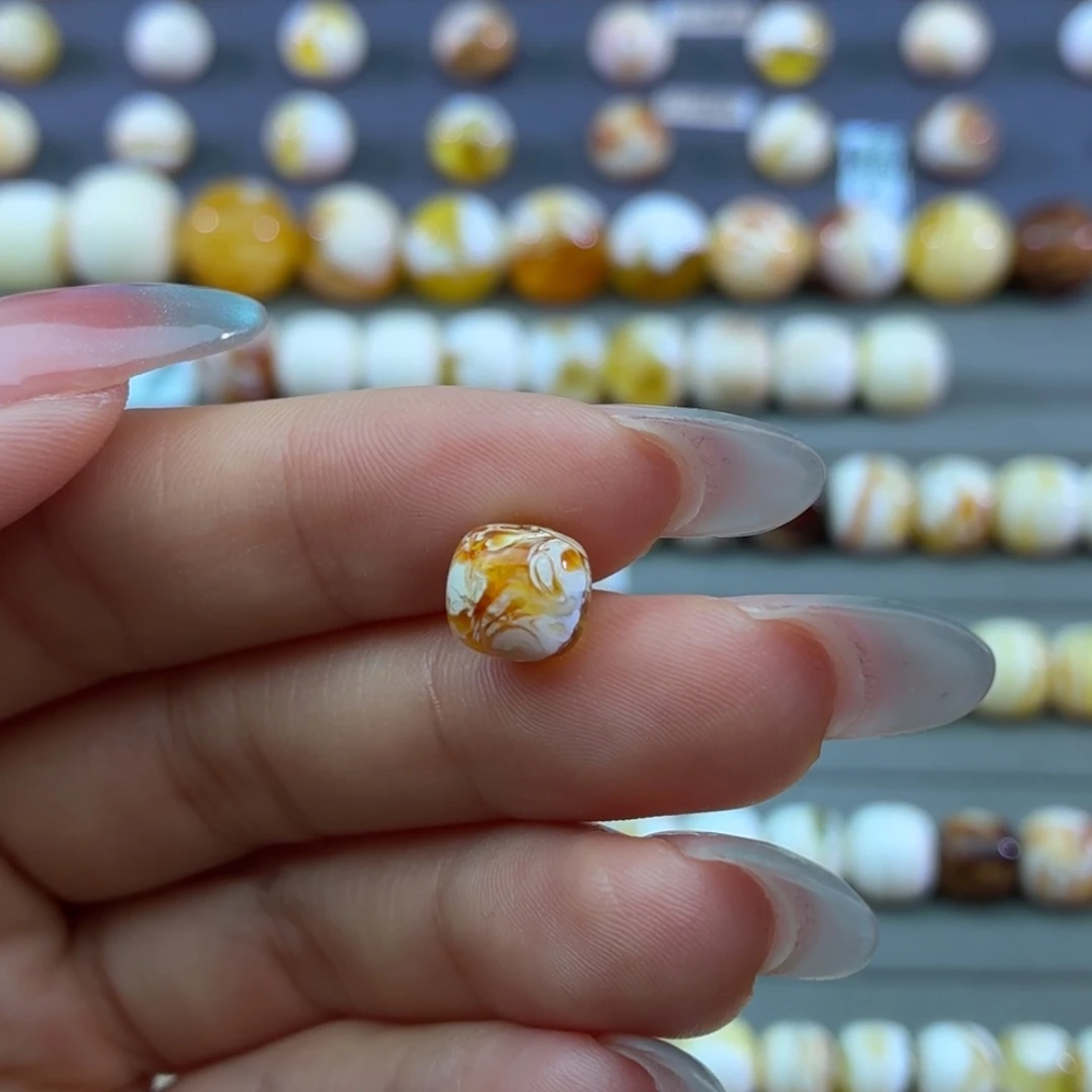 琥珀未镶嵌裸石蜜蜡8