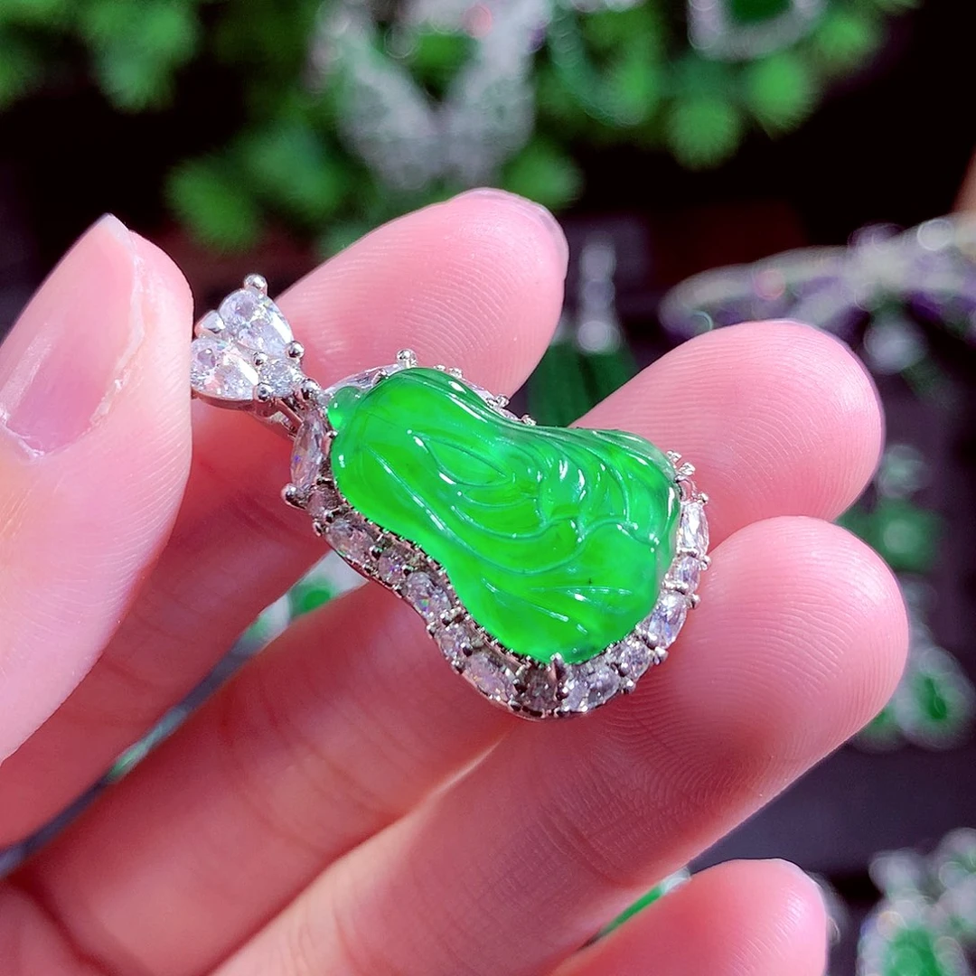 颈饰未镶嵌翡翠天然