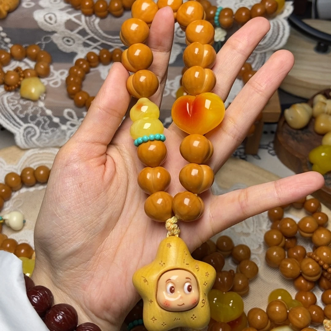 吊坠猴头核桃高定屁桃卡15