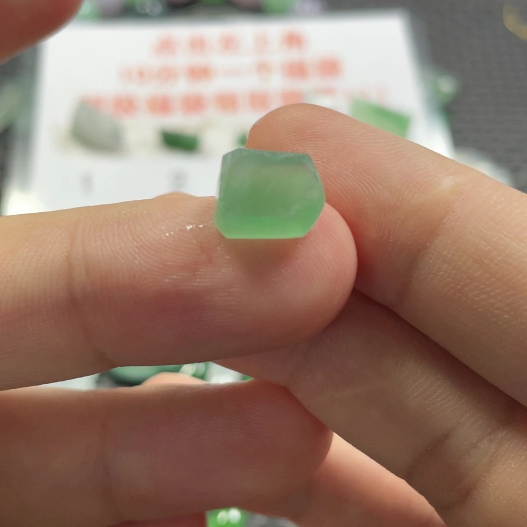 未镶嵌定制翡翠翡翠