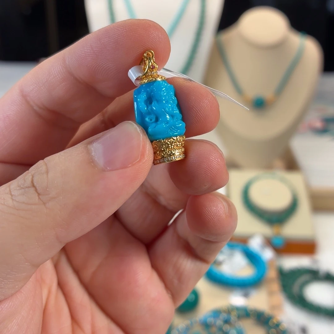 绿松石18K金镶嵌暴力蓝文殊菩萨42w