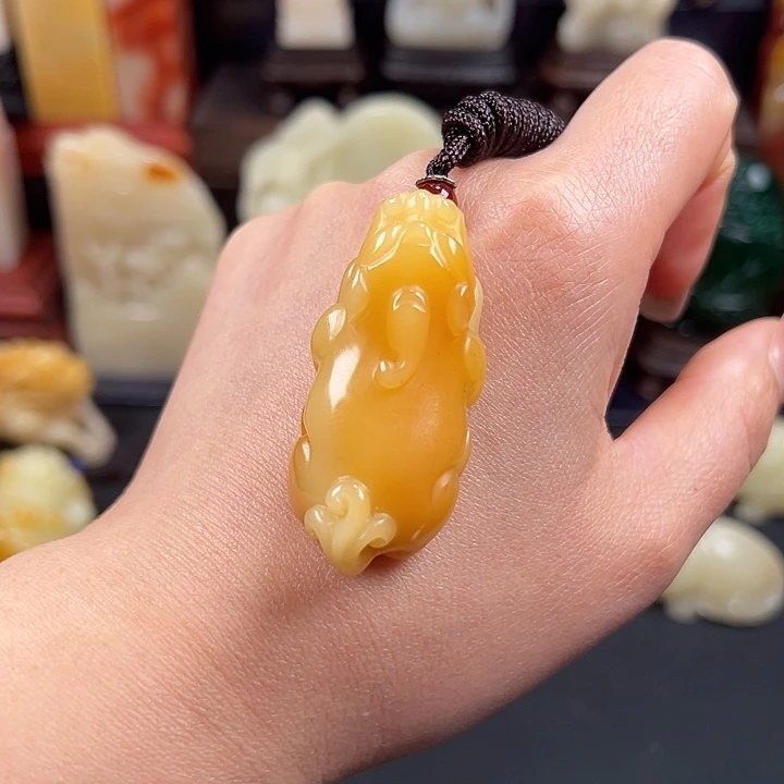 寿山石老性芙蓉石