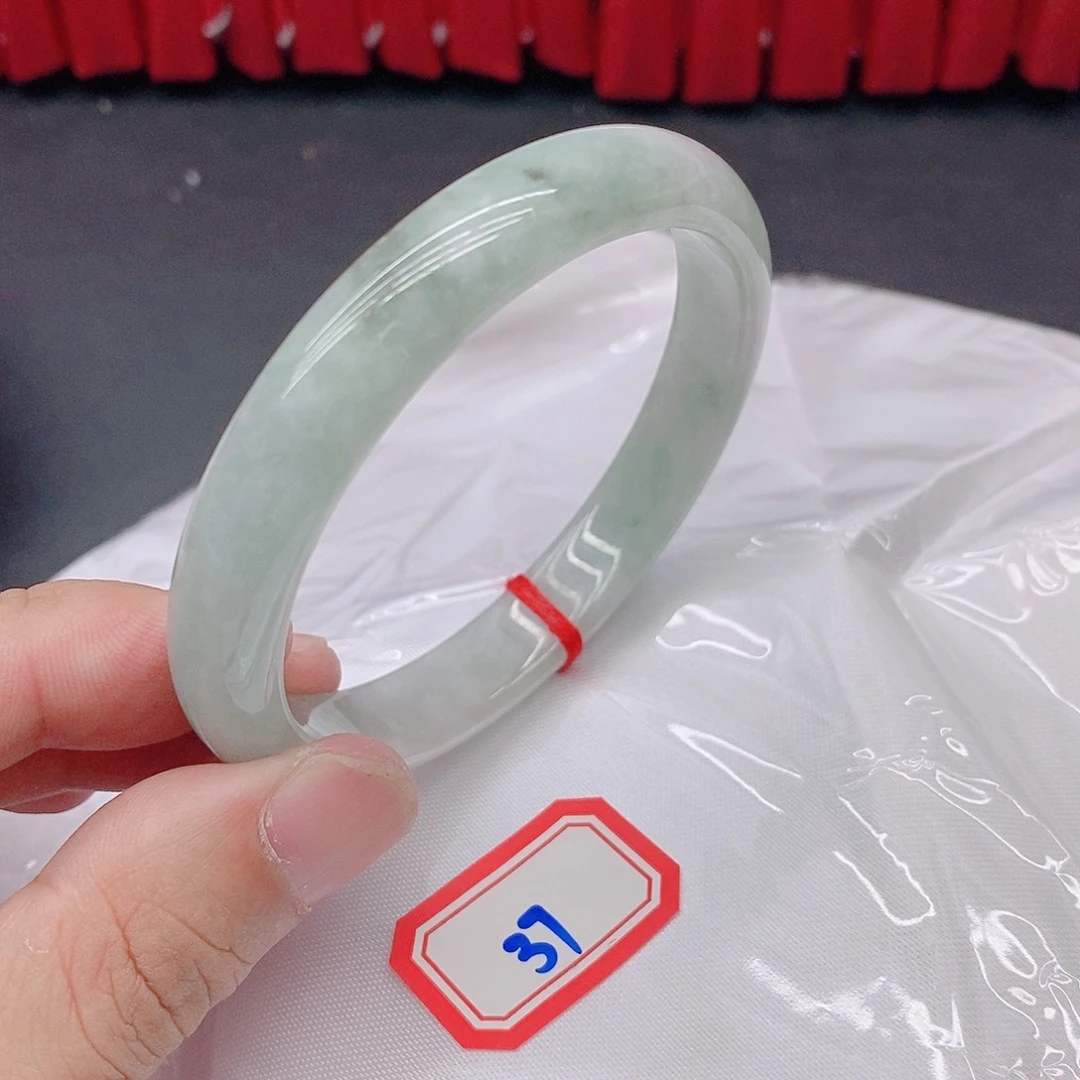 非金属无翡手镯37777777
