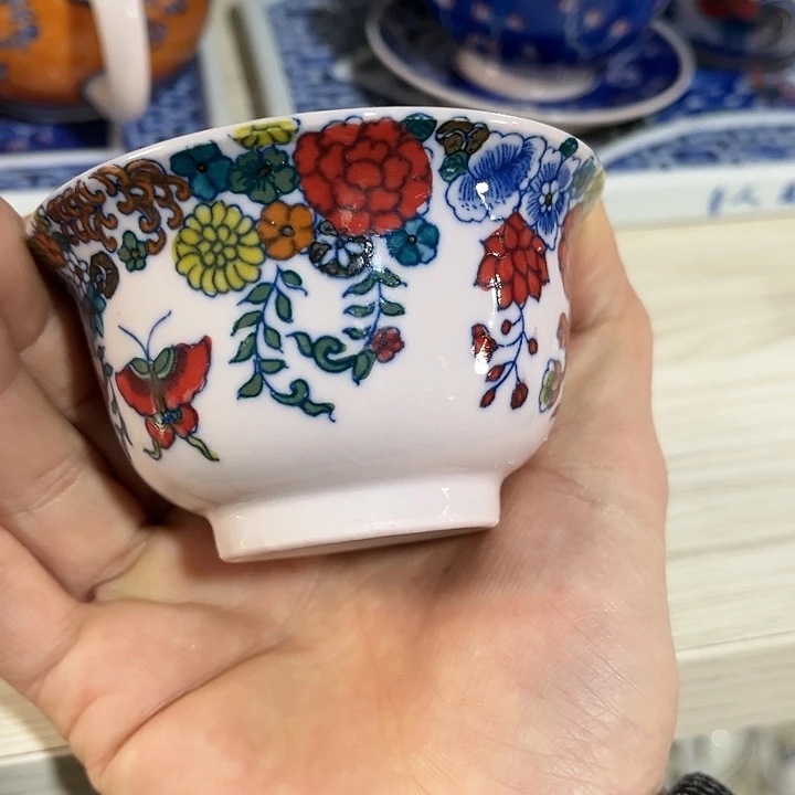 瓷片景德镇陶瓷杯子。红西西。