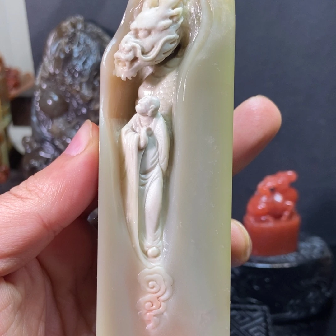 寿山石印石双**哥善伯艾叶绿