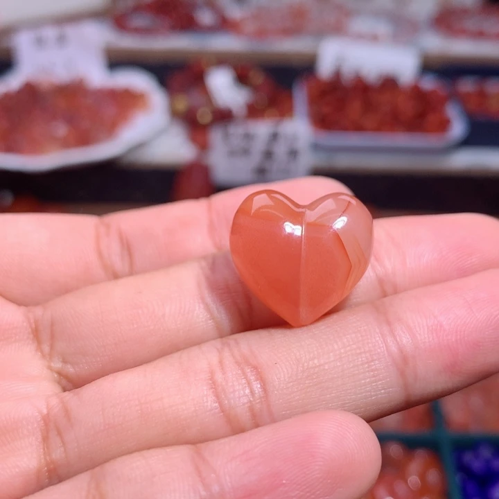 南红玛瑙未镶嵌南红屁桃