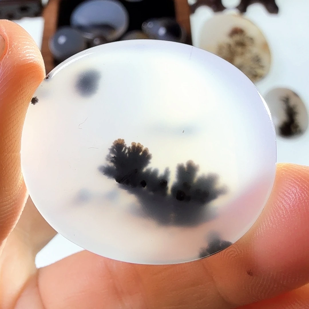 玛瑙/玉髓未镶嵌珠宝半成品