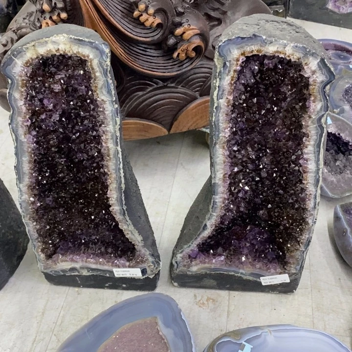 福利满钛晶洞未镶嵌水晶