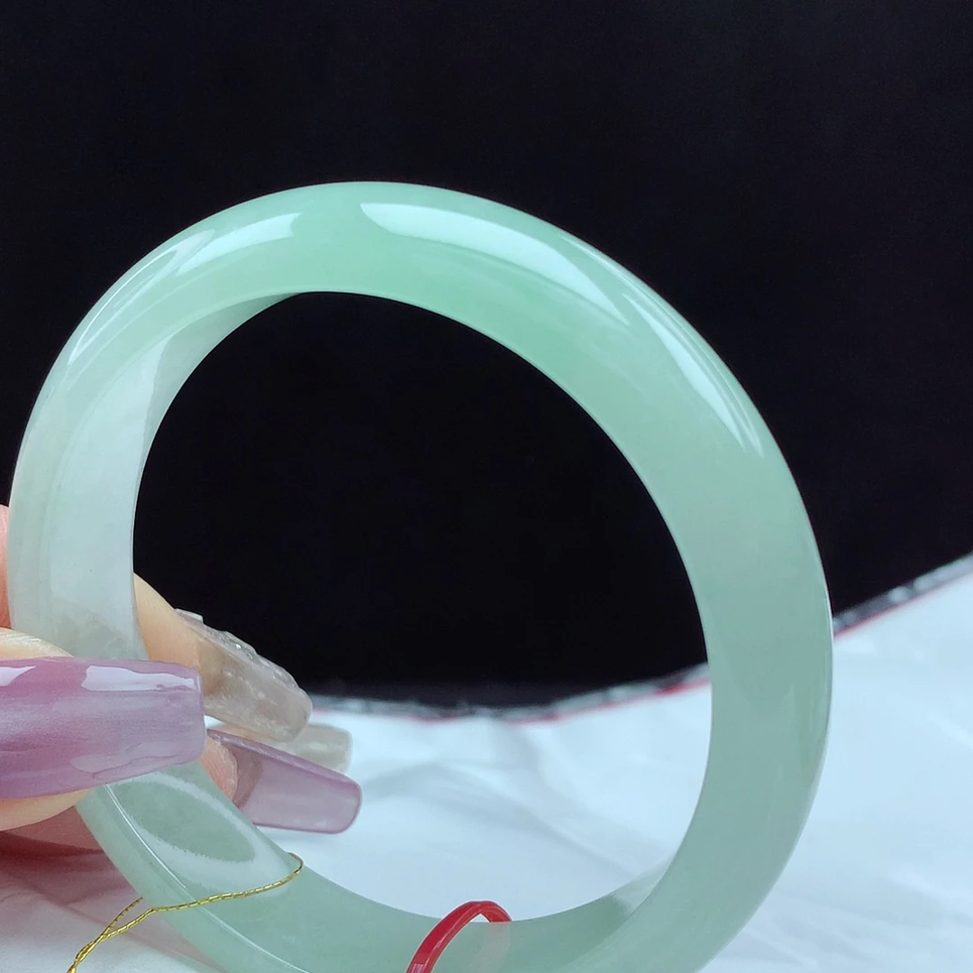 翡翠手镯未镶嵌57圈3886