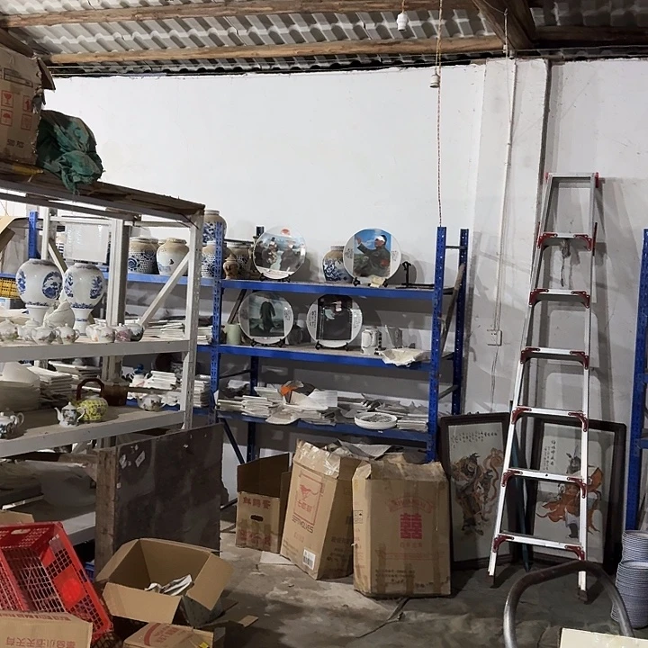 陶景德镇陶瓷挥手