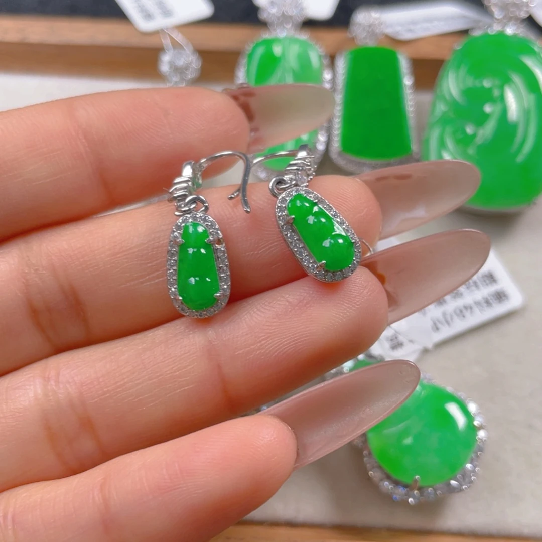 翡翠耳饰银S925镶嵌翡翠