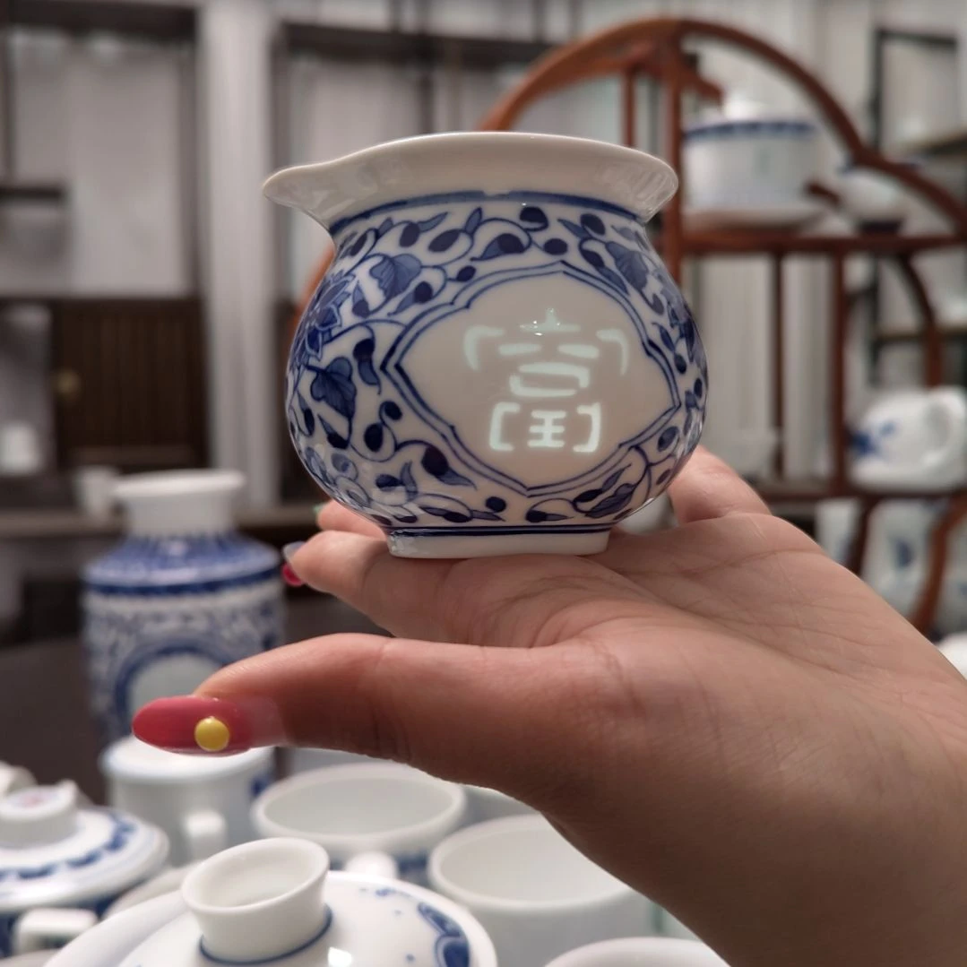 陶瓷手绘富贵公道杯一个