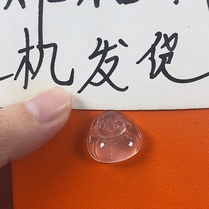 石英质玉未镶嵌颈饰