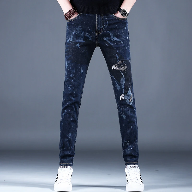2025新款春秋季潮流机车牛仔裤男款印花高级男装裤子男士修身小脚